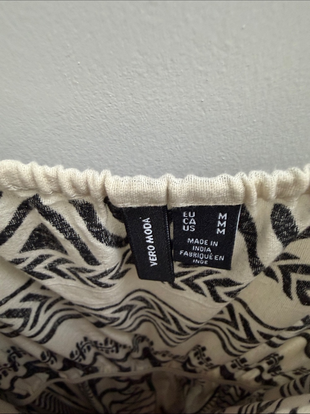 Vero Moda Black & Cream Geometric-Print Maxi Dress - Picture 3 of 5